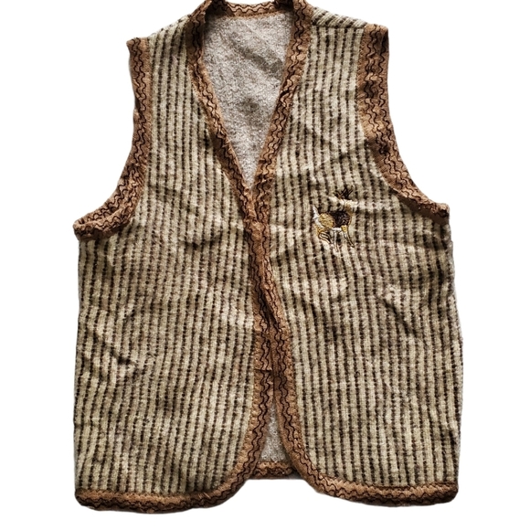 Vintage Wool Knit Hunting Vest Embroidered Deer - Picture 3 of 7
